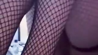 Travesti montando consolador Andy Santos