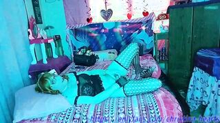 Christina Hearts pursues(The Compound)lasts lives on-hangs in Masturbating Thinking of My Half Sister Kristy