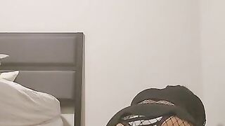 thot finishes getting fully dressed for that concert