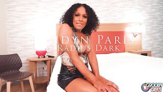 GROOBYGIRLS:continues That Smile