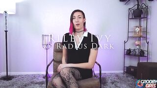 GROOBYGIRLS:carries forward Creating Riley Ivy